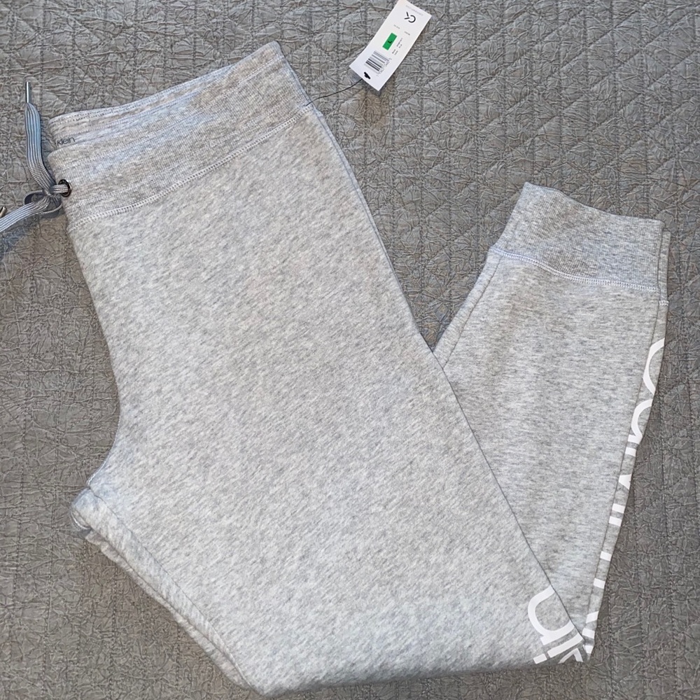 Calvin Klein comfy sweatpants !!